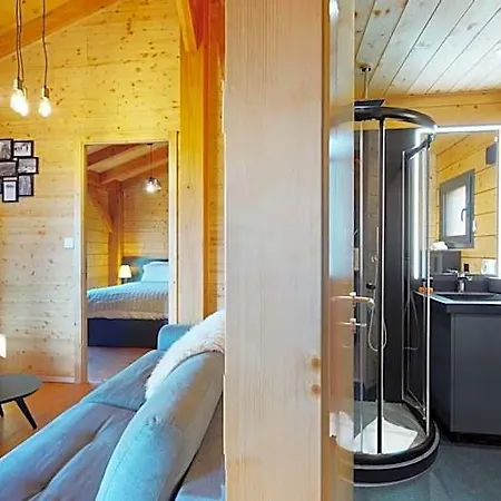Woodland Village Hotel 3*